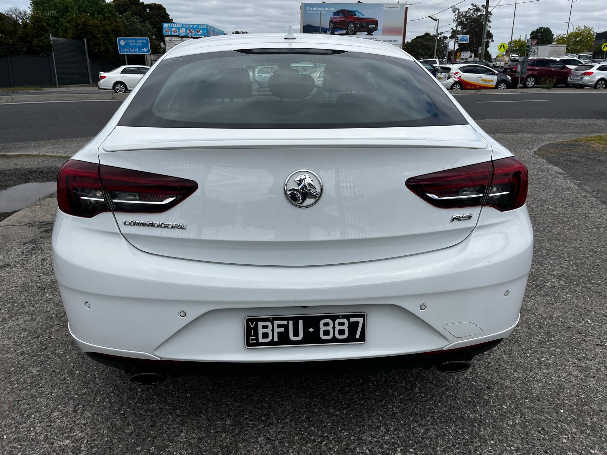 HOLDEN COMMODORE RS ZB