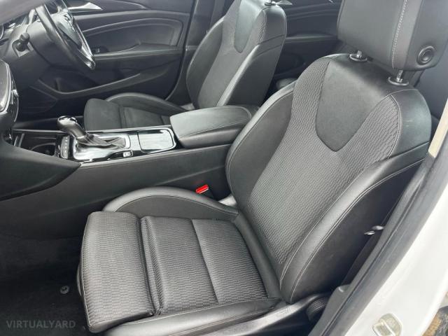 HOLDEN COMMODORE RS ZB