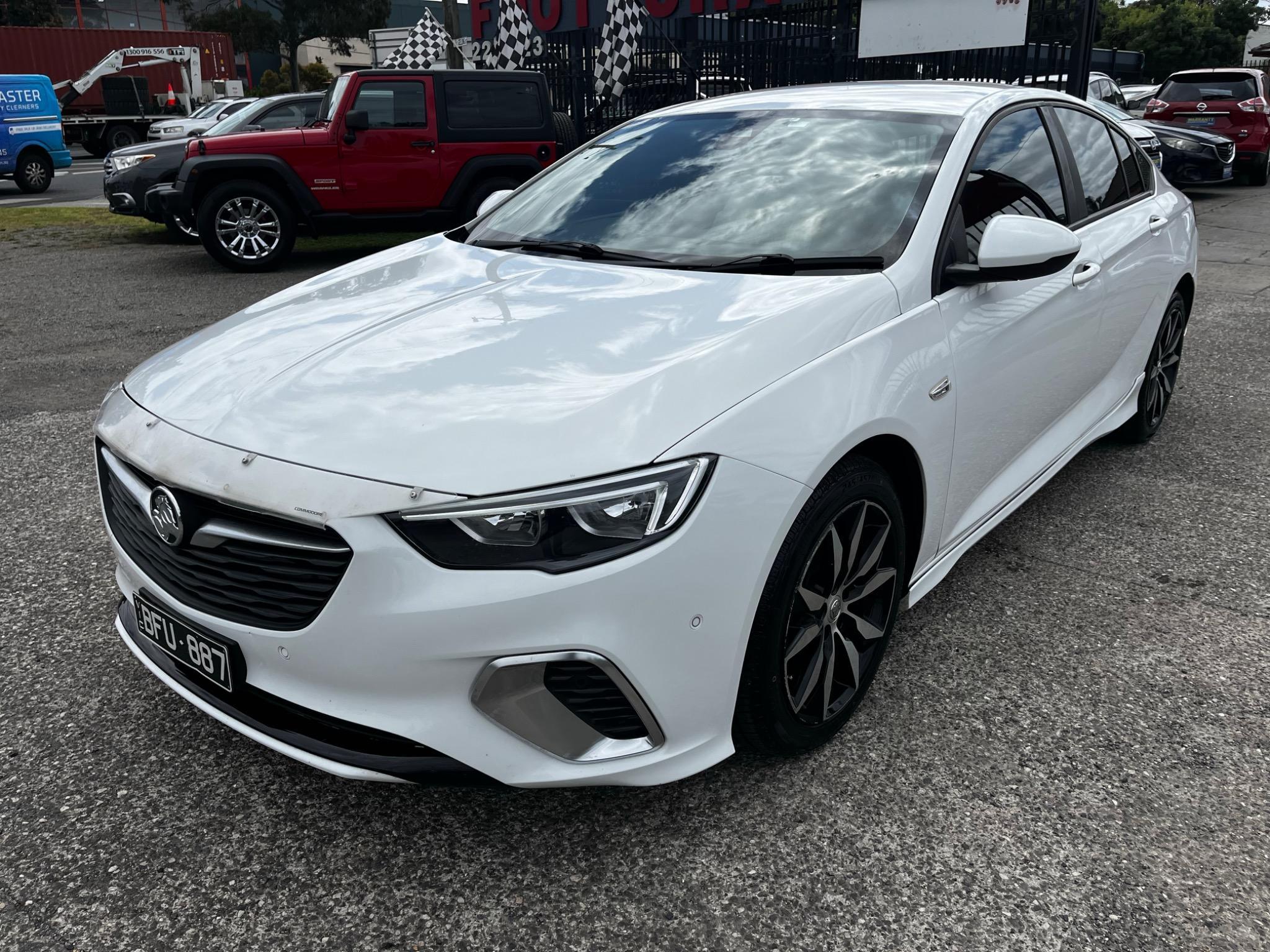 HOLDEN COMMODORE RS ZB
