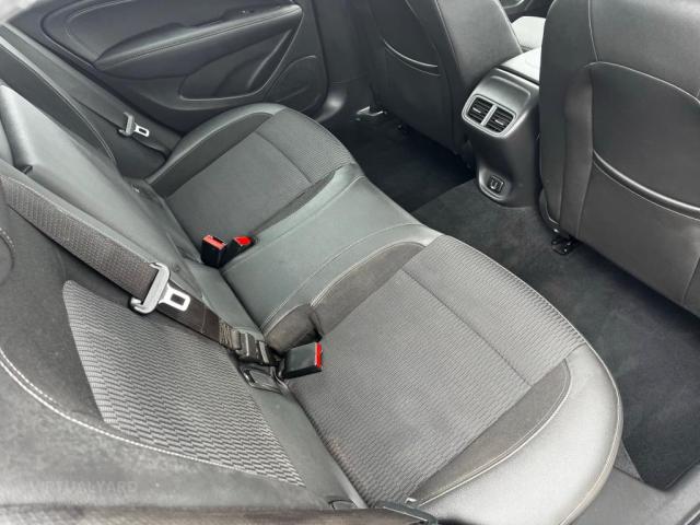 HOLDEN COMMODORE RS ZB