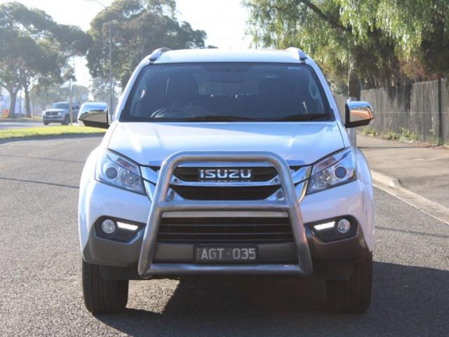 ISUZU MU-X LS-T (4X2) UC MY15