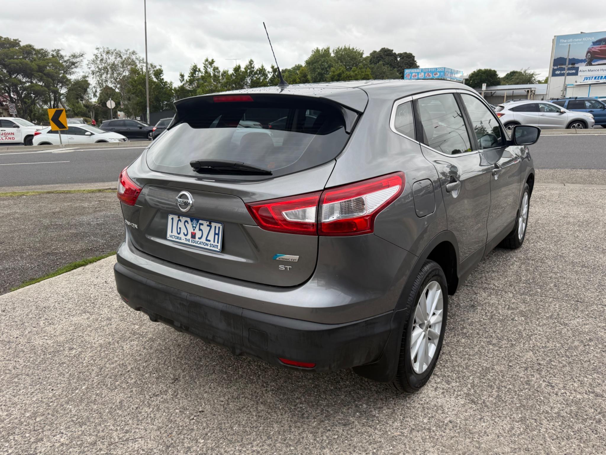 NISSAN QASHQAI ST J11
