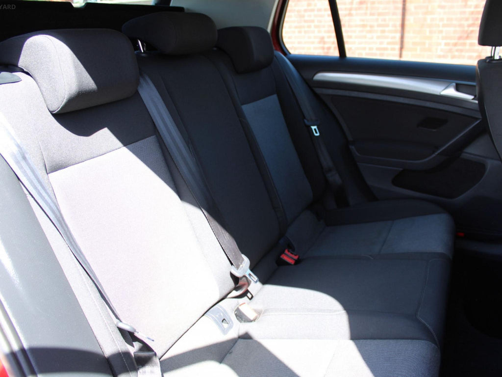 VOLKSWAGEN GOLF 90 TSI AU MY15