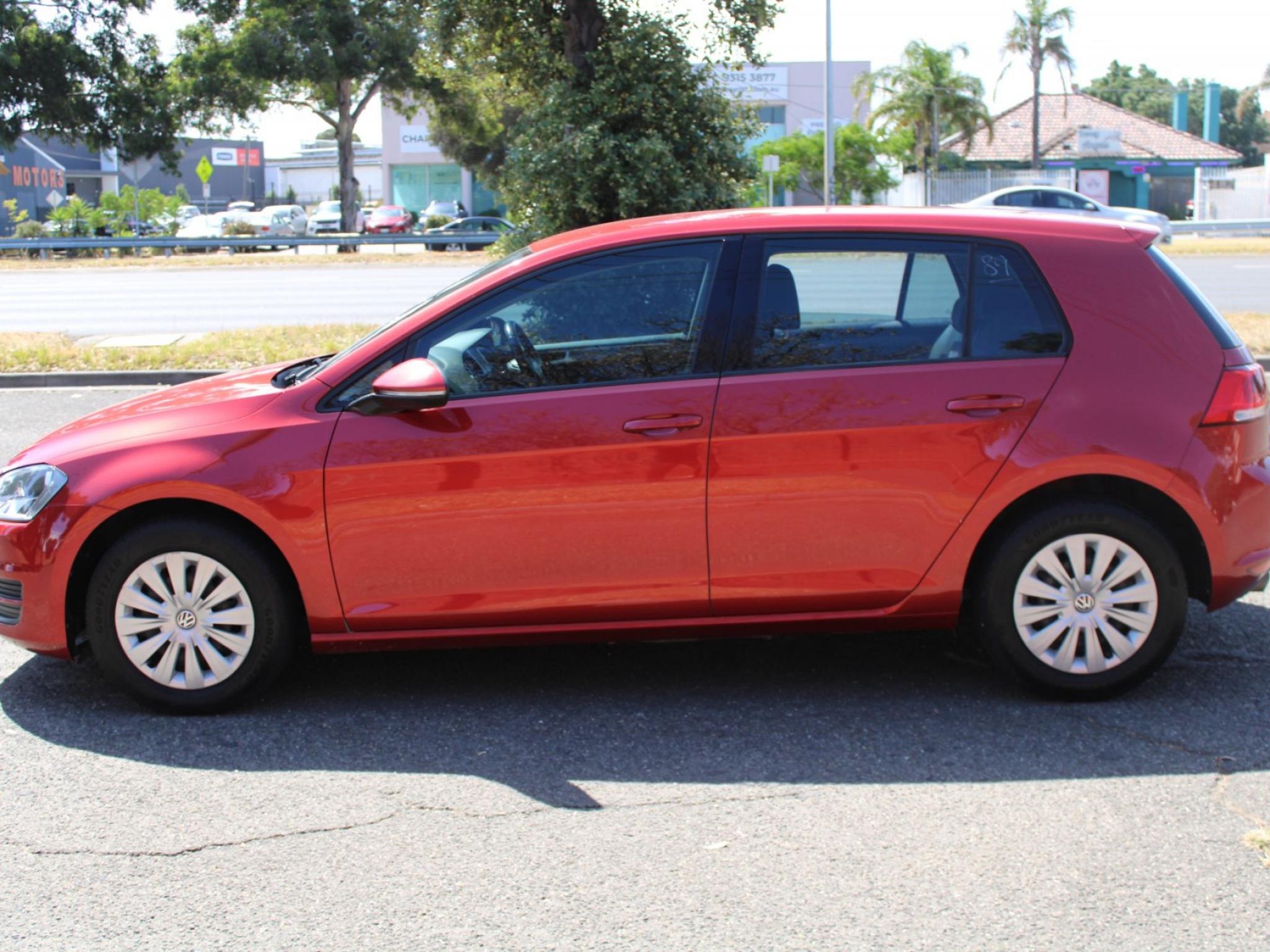 VOLKSWAGEN GOLF 90 TSI AU MY15
