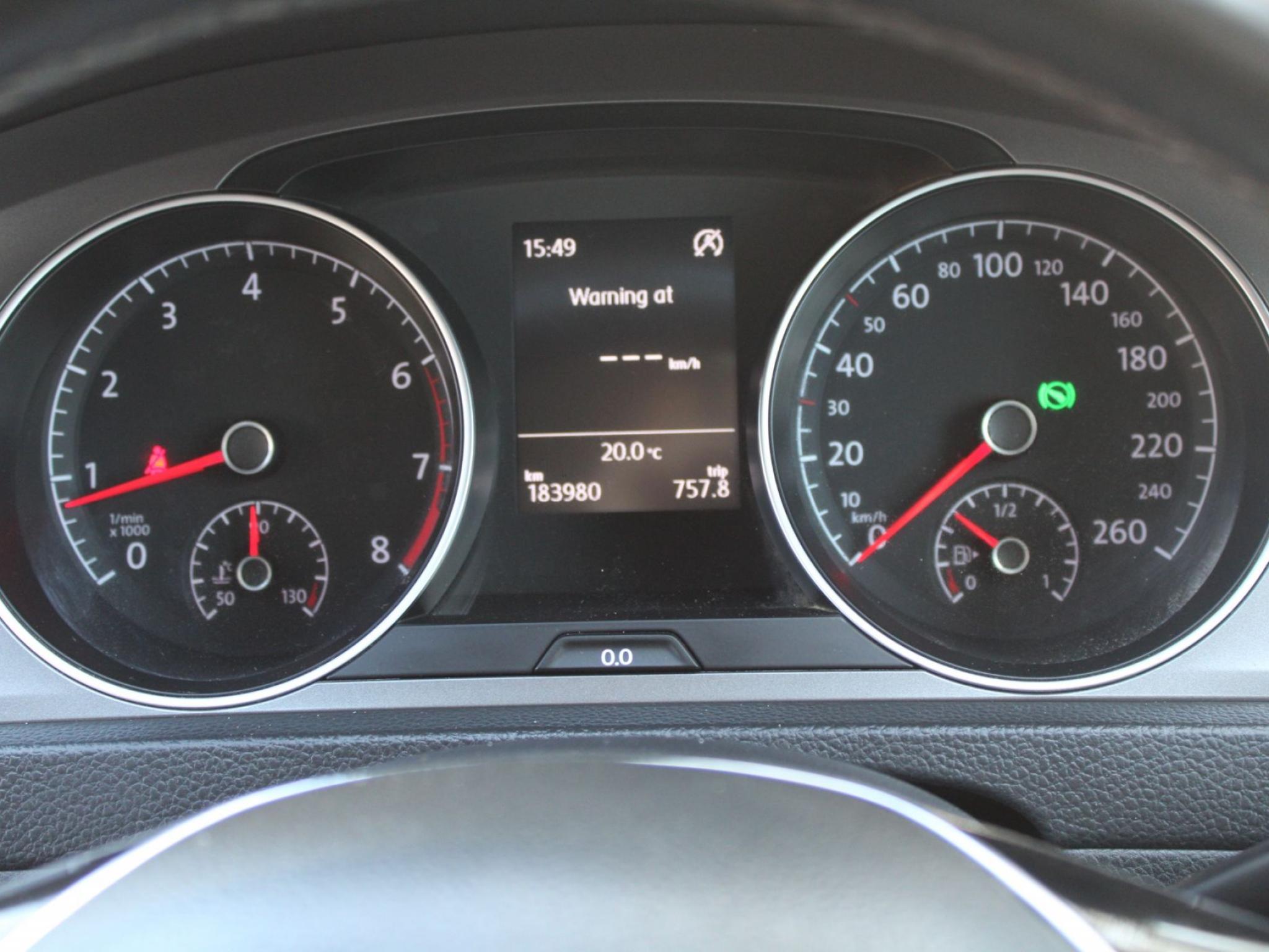 VOLKSWAGEN GOLF 90 TSI AU MY15