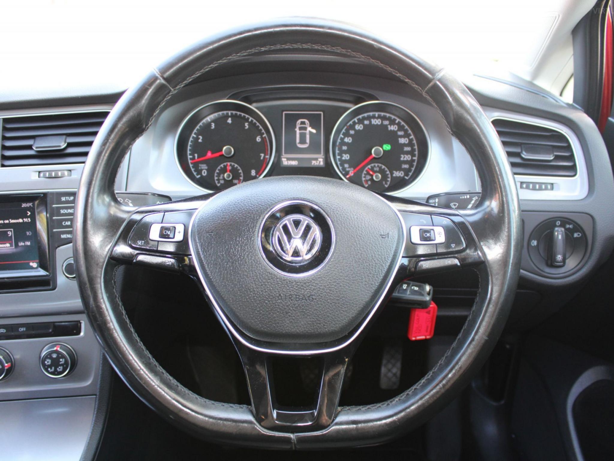 VOLKSWAGEN GOLF 90 TSI AU MY15