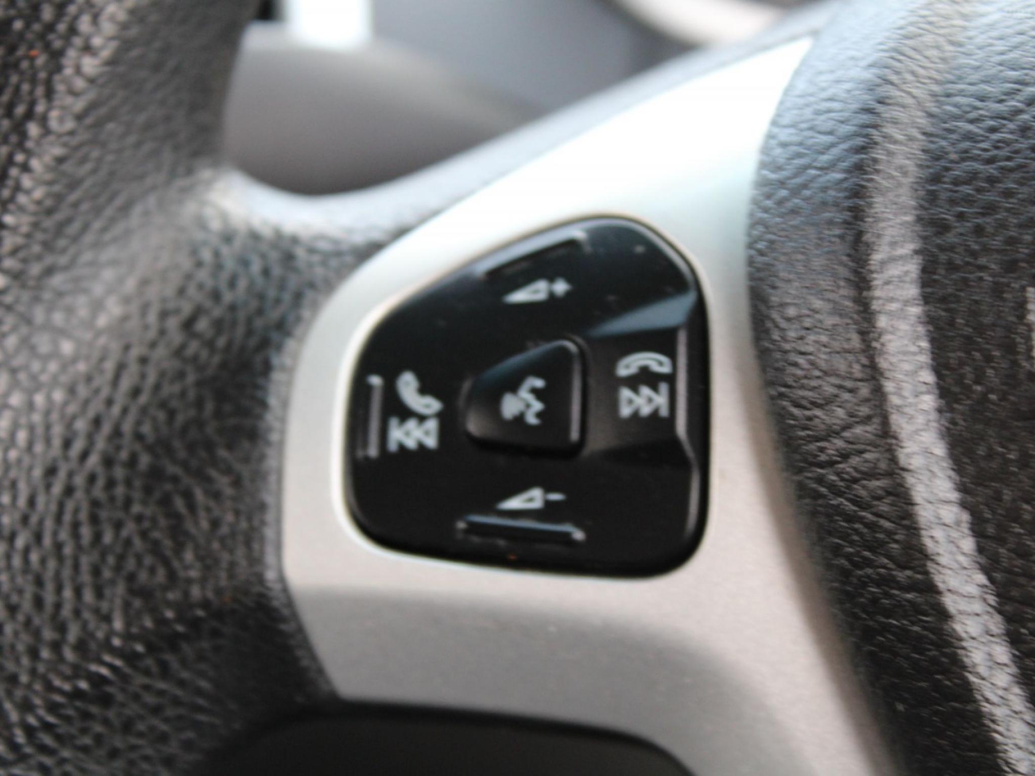 FORD ECOSPORT TREND BK