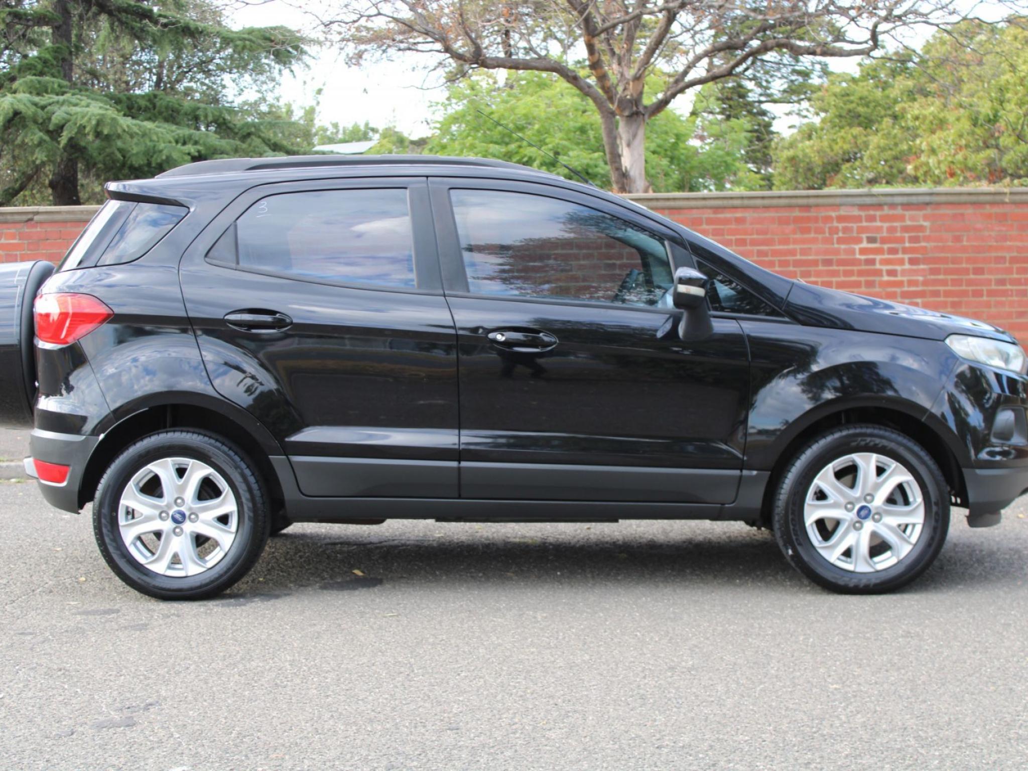 FORD ECOSPORT TREND BK