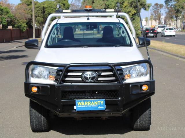 TOYOTA HILUX SR (4X4) GUN126R FACELIFT