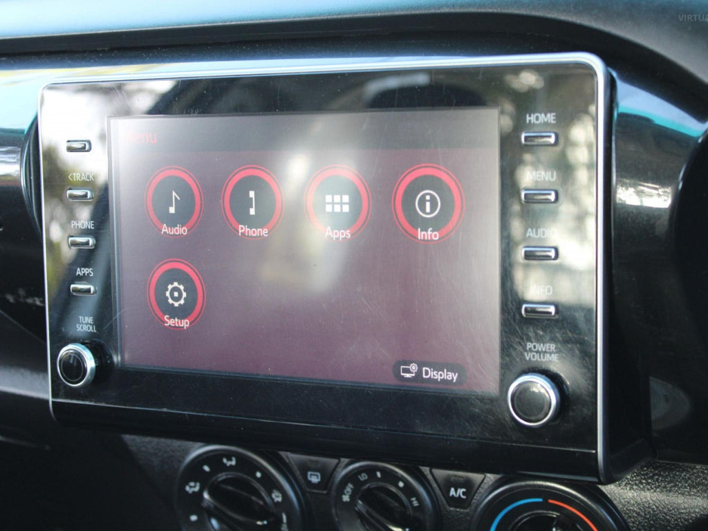 TOYOTA HILUX SR (4X4) GUN126R FACELIFT