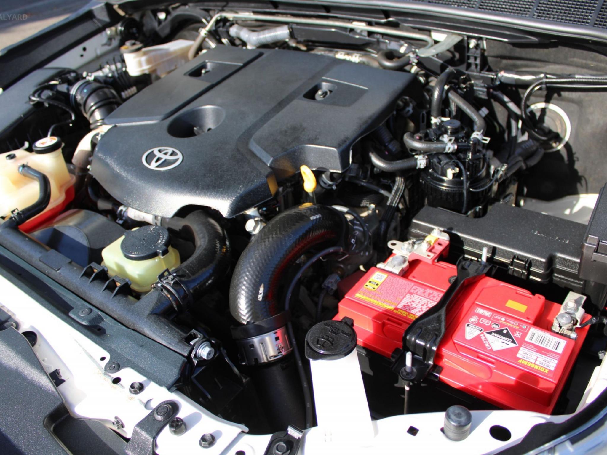 TOYOTA HILUX SR (4X4) GUN126R FACELIFT
