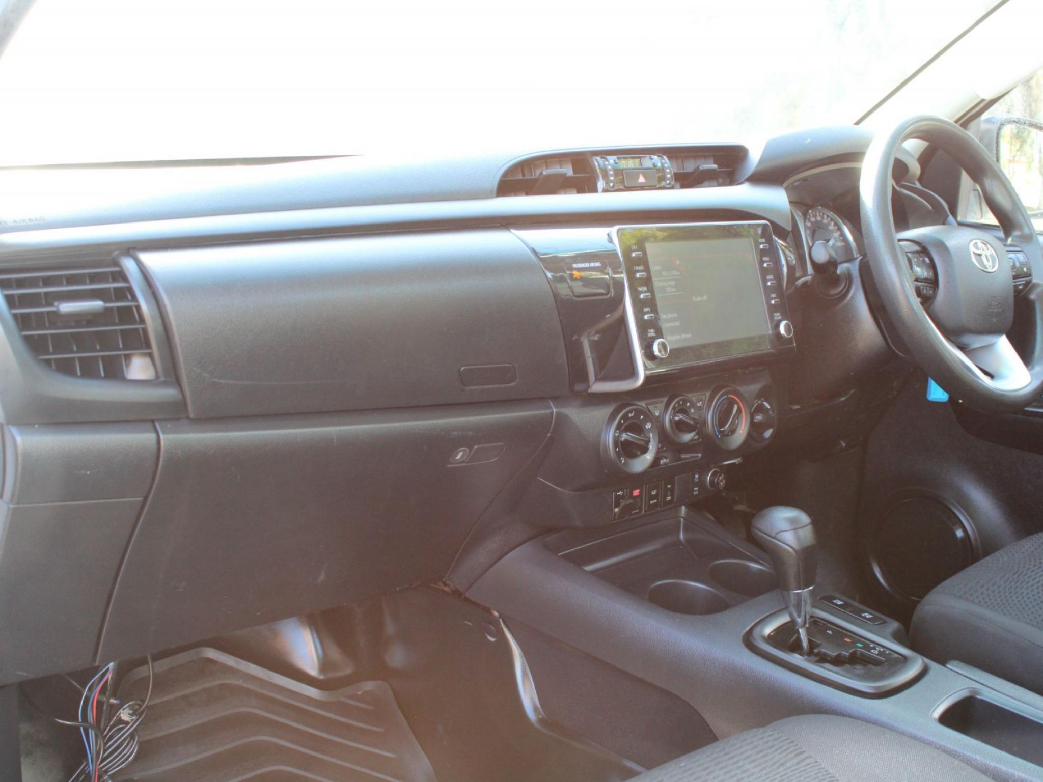 TOYOTA HILUX SR (4X4) GUN126R FACELIFT