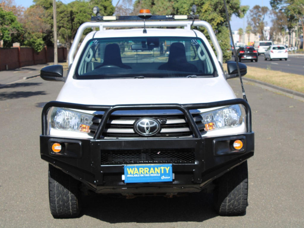 TOYOTA HILUX SR (4X4) GUN126R FACELIFT