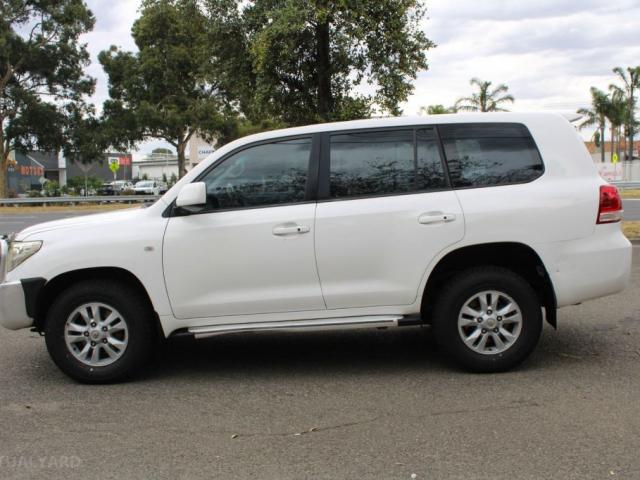 TOYOTA LANDCRUISER GXL (4X4) VDJ200R