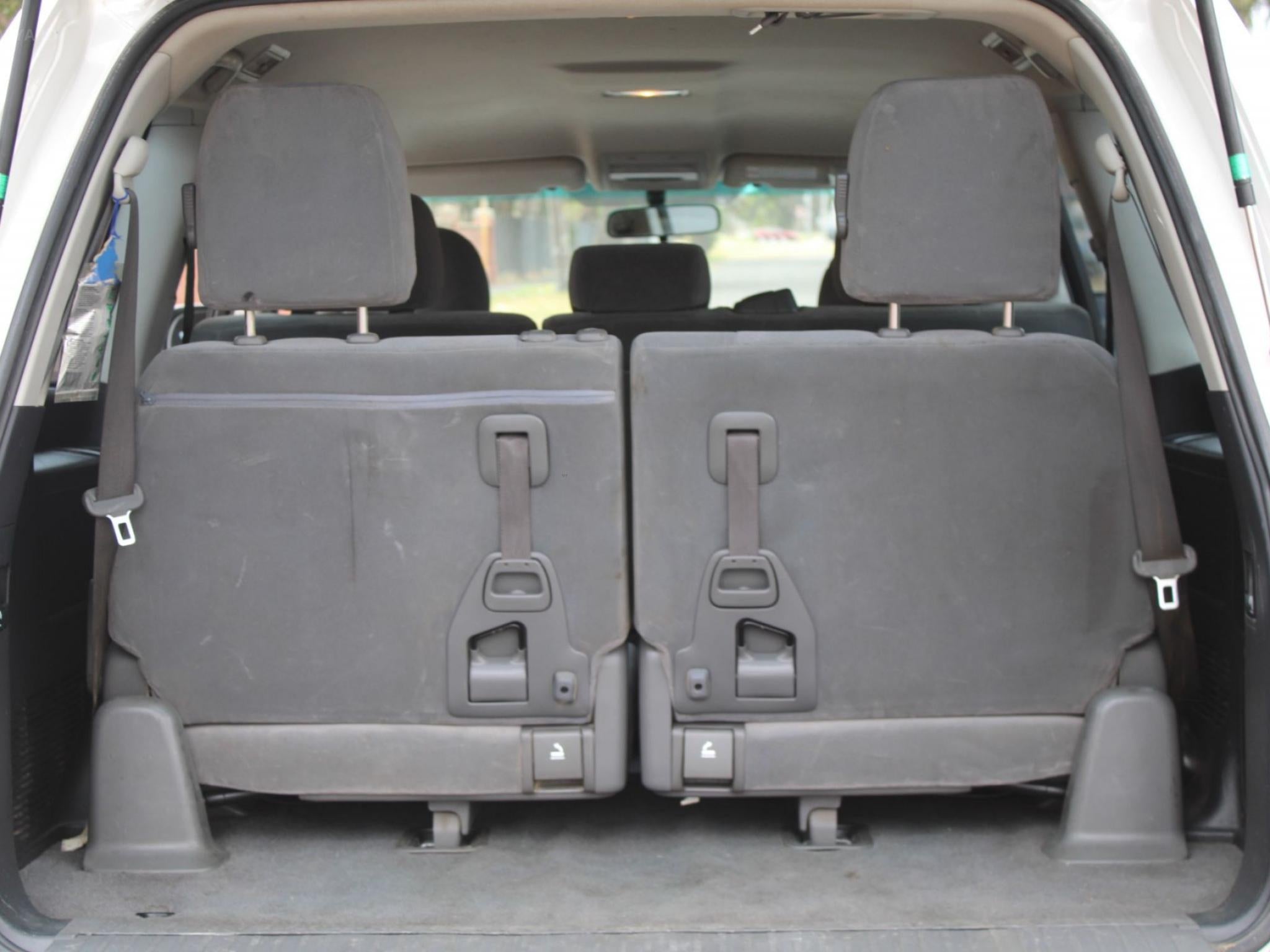 TOYOTA LANDCRUISER GXL (4X4) VDJ200R