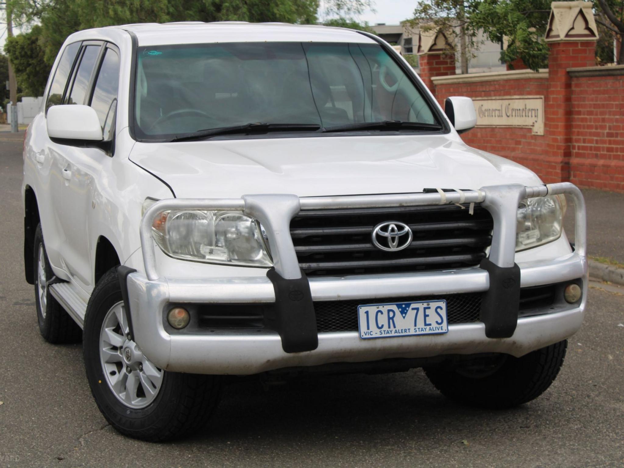 TOYOTA LANDCRUISER GXL (4X4) VDJ200R