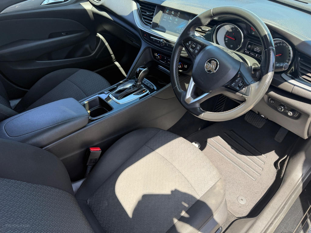 HOLDEN COMMODORE LT ZB