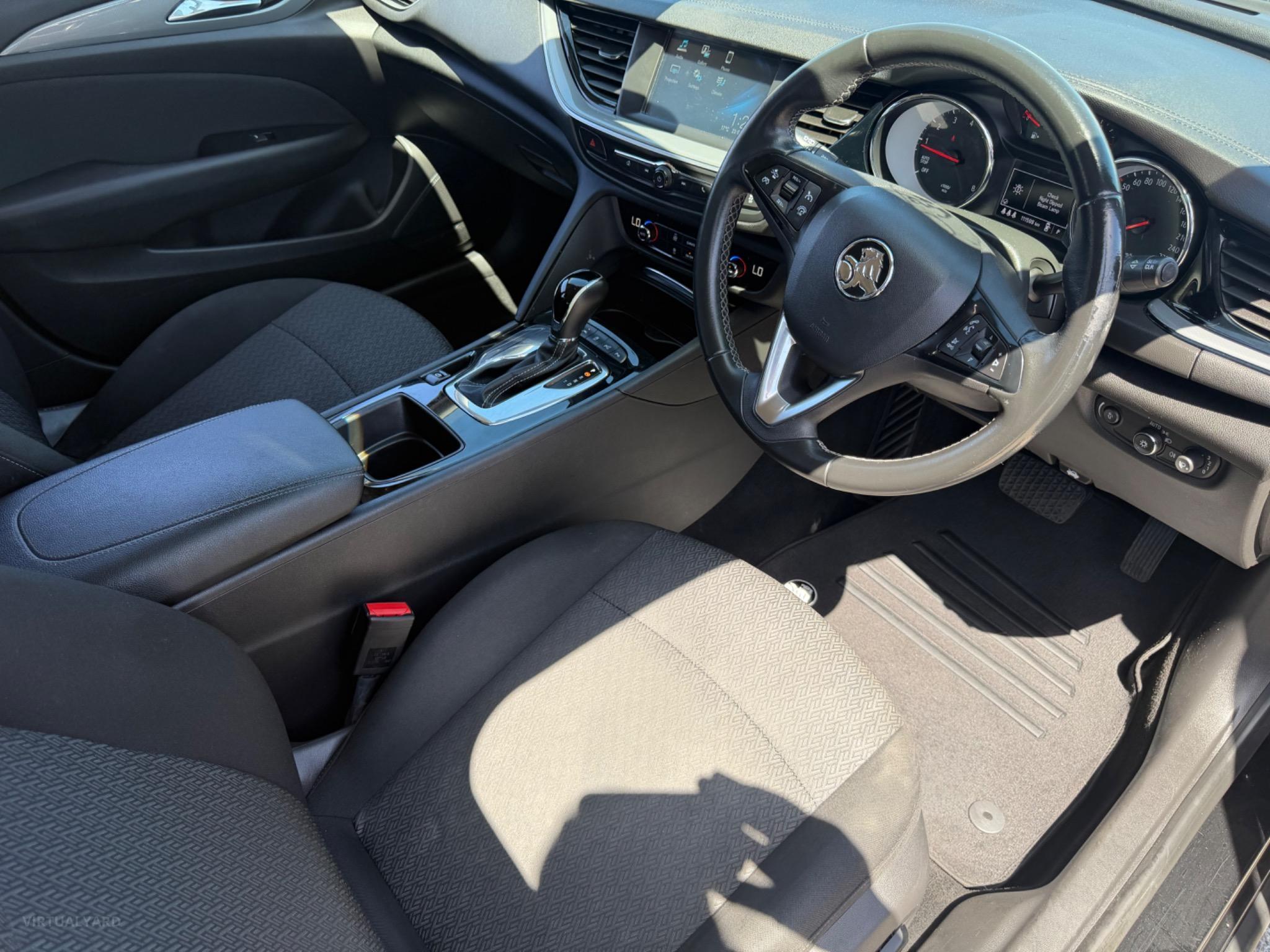 HOLDEN COMMODORE LT ZB