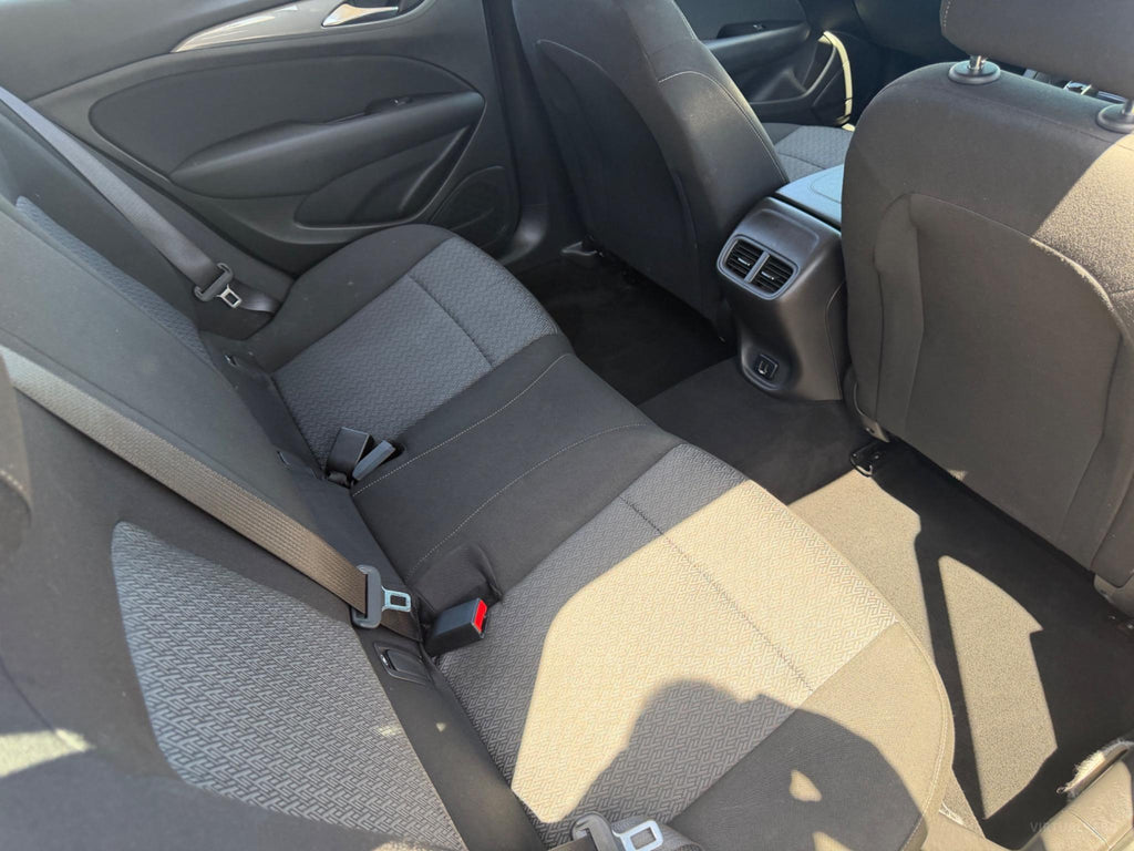 HOLDEN COMMODORE LT ZB