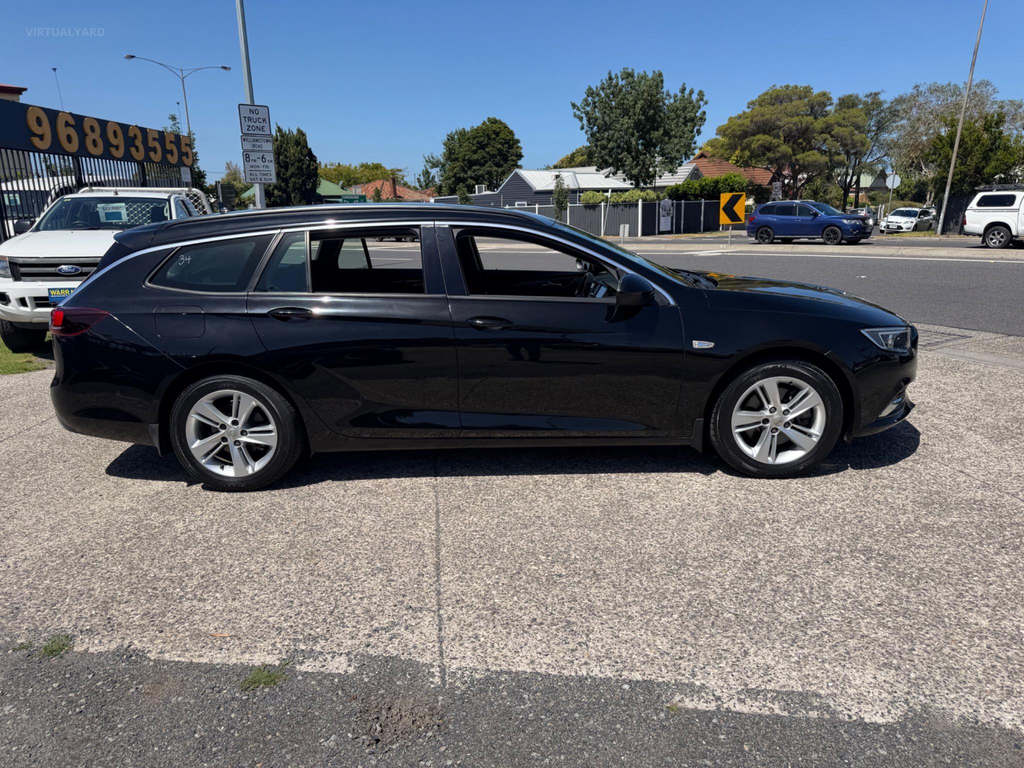 HOLDEN COMMODORE LT ZB