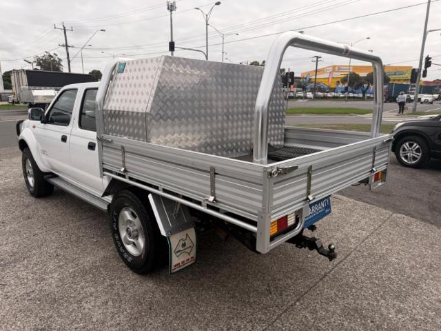 NISSAN NAVARA ST-R (4X4) D22 SERIES 5