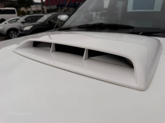 NISSAN NAVARA ST-R (4X4) D22 SERIES 5