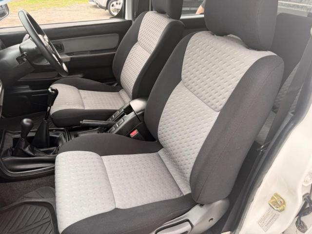 NISSAN NAVARA ST-R (4X4) D22 SERIES 5