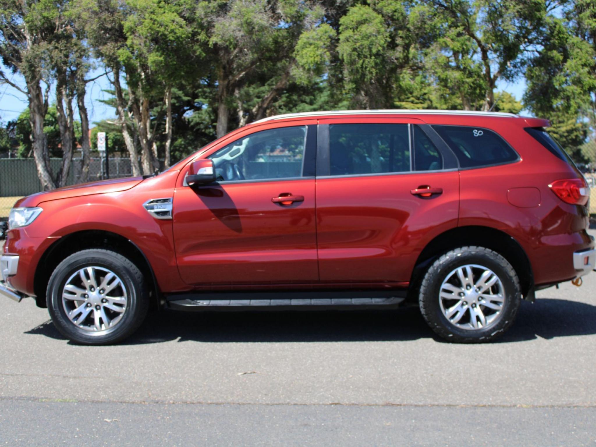 FORD EVEREST TREND UA MY17