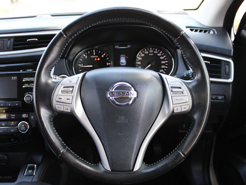 NISSAN QASHQAI TS J11