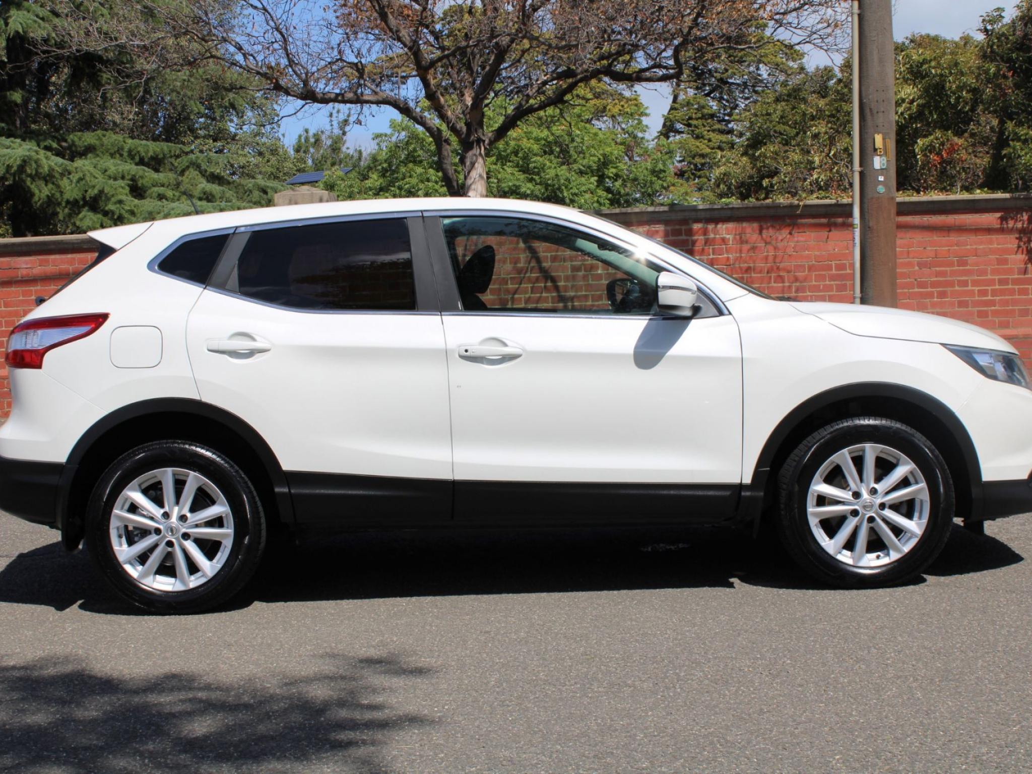 NISSAN QASHQAI TS J11