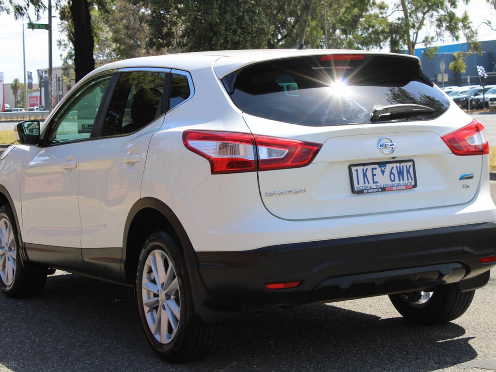 NISSAN QASHQAI TS J11