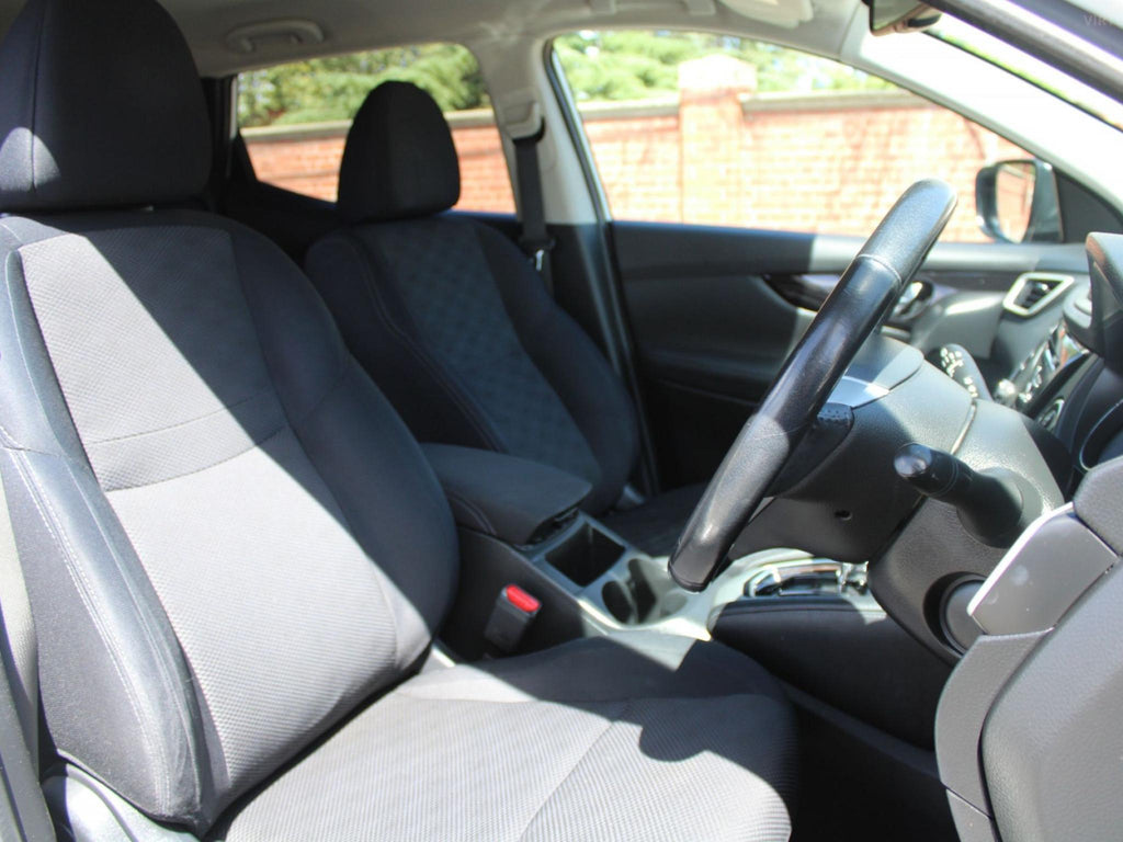 NISSAN QASHQAI TS J11