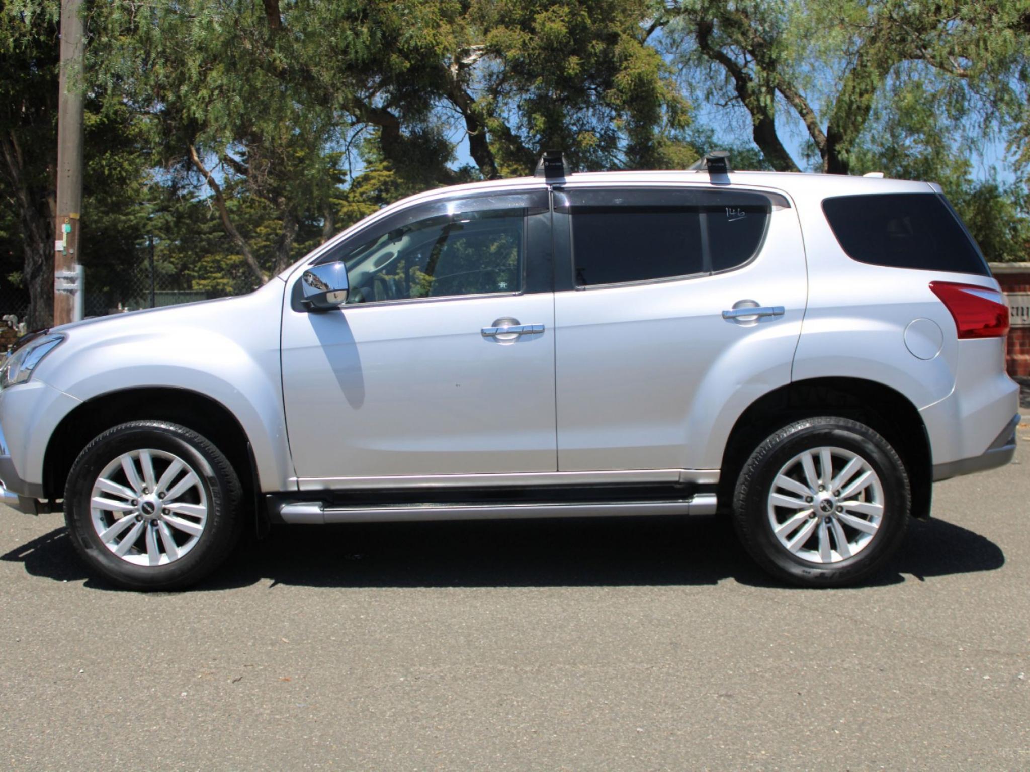 ISUZU MU-X LS-U (4X2) UC MY18