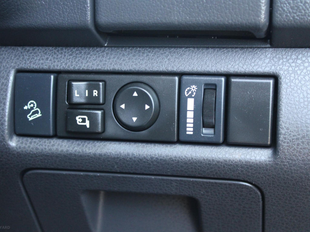 ISUZU MU-X LS-U (4X2) UC MY18