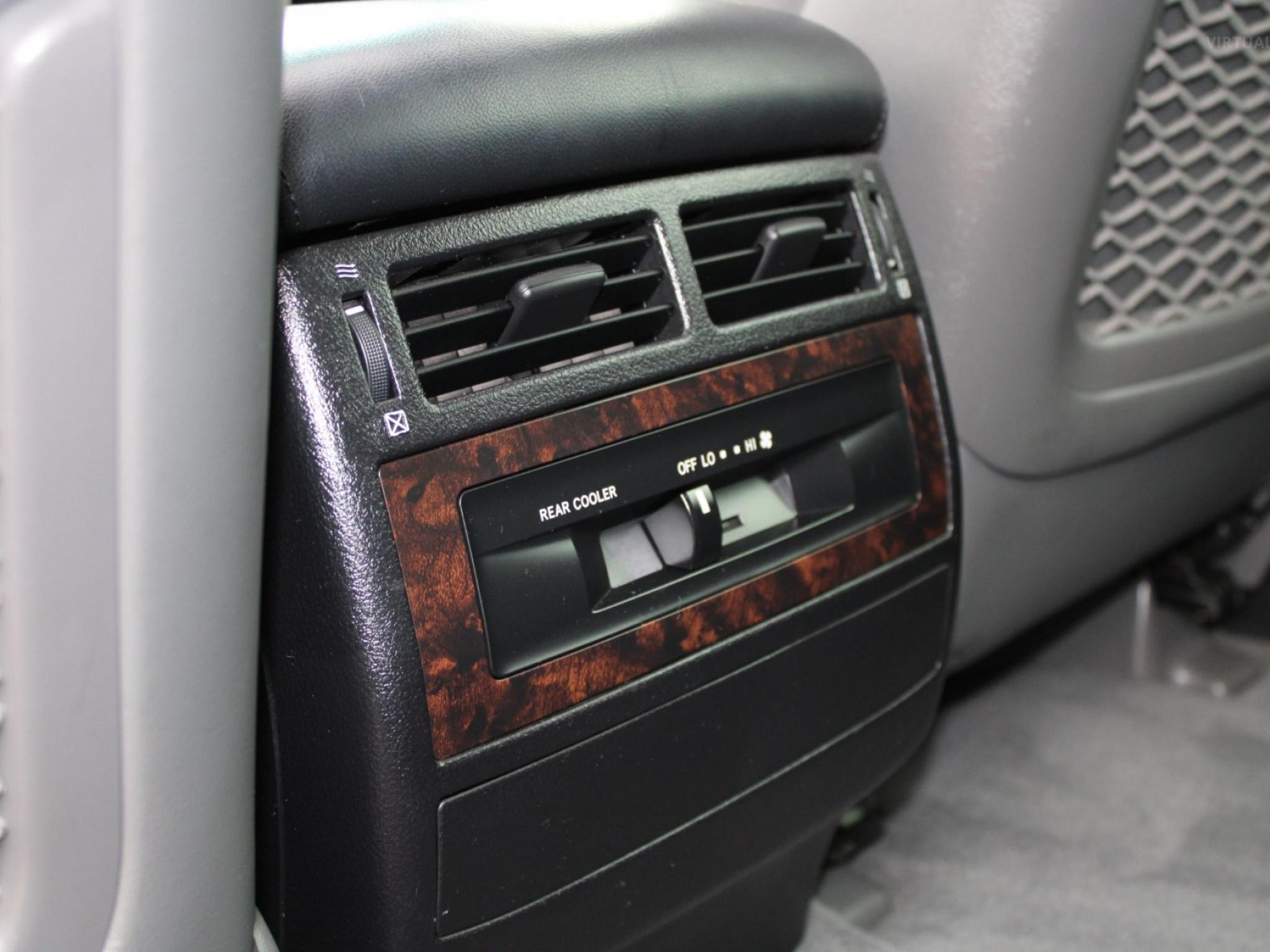 TOYOTA LANDCRUISER VX (4X4) VDJ200R