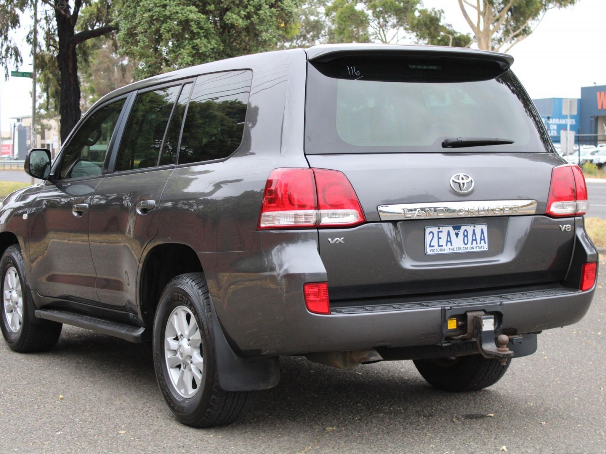 TOYOTA LANDCRUISER VX (4X4) VDJ200R