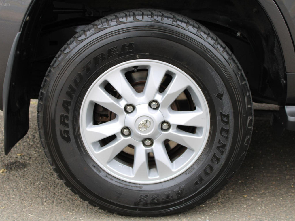 TOYOTA LANDCRUISER VX (4X4) VDJ200R