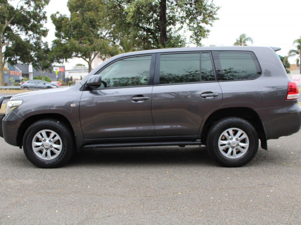 TOYOTA LANDCRUISER VX (4X4) VDJ200R