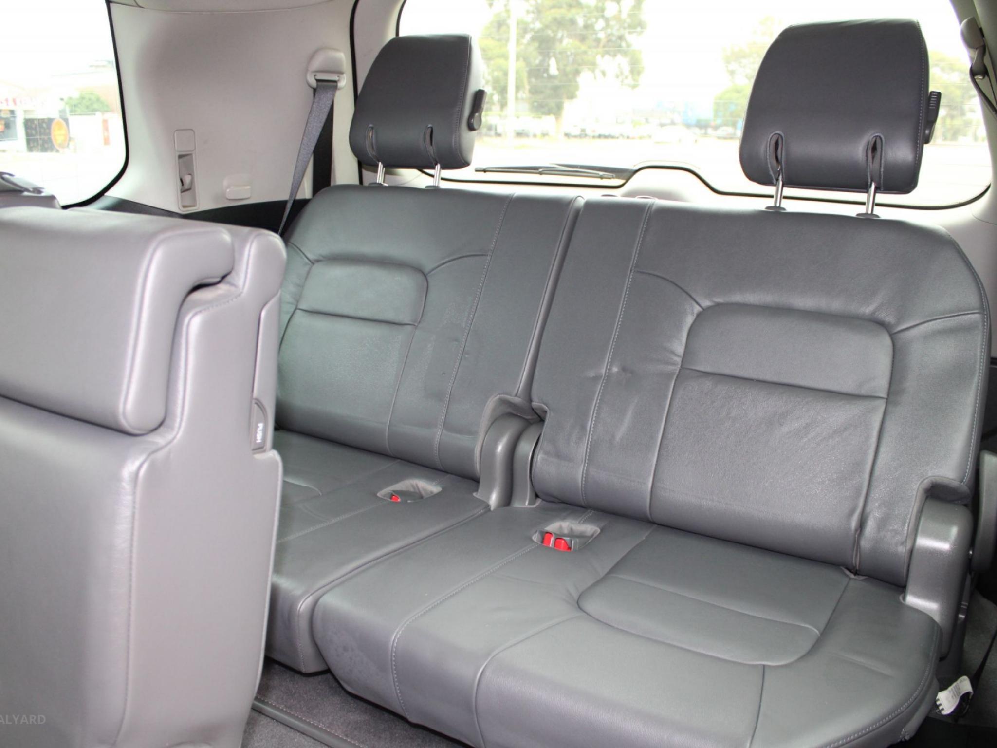 TOYOTA LANDCRUISER VX (4X4) VDJ200R
