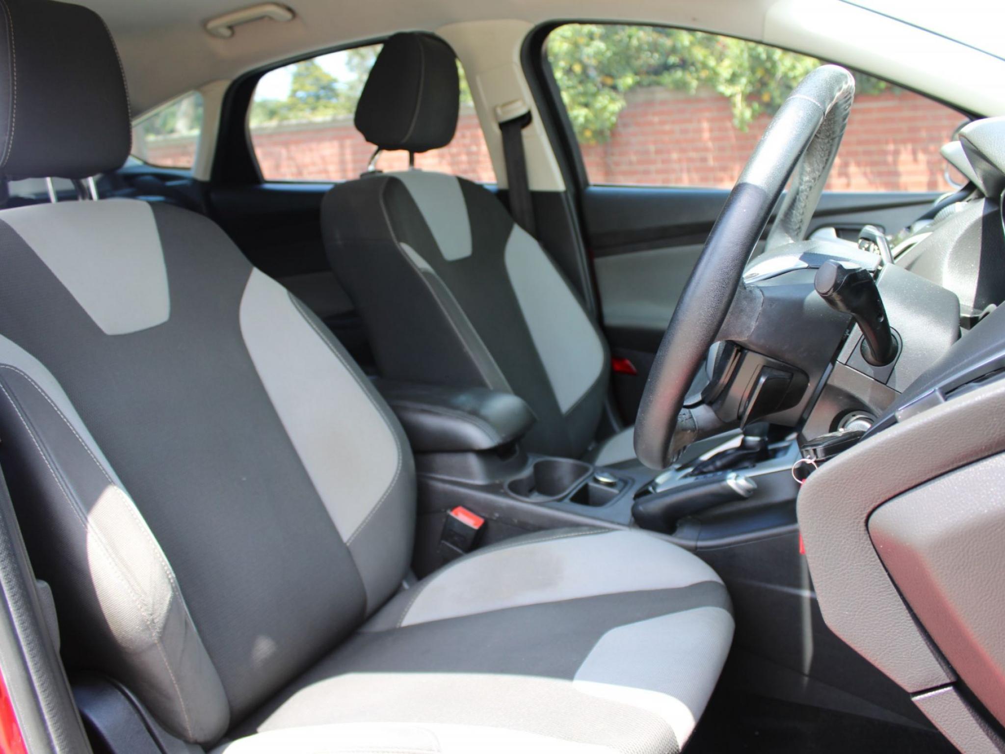 FORD FOCUS SPORT LW MK2