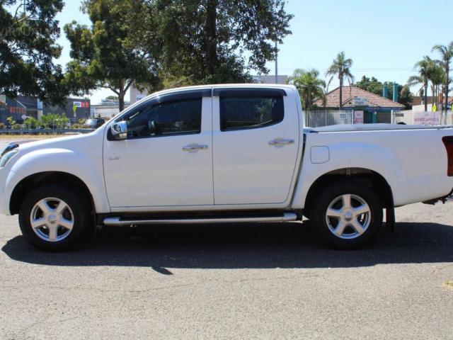 ISUZU D-MAX LS-U HI-RIDE (4X2) TF MY15
