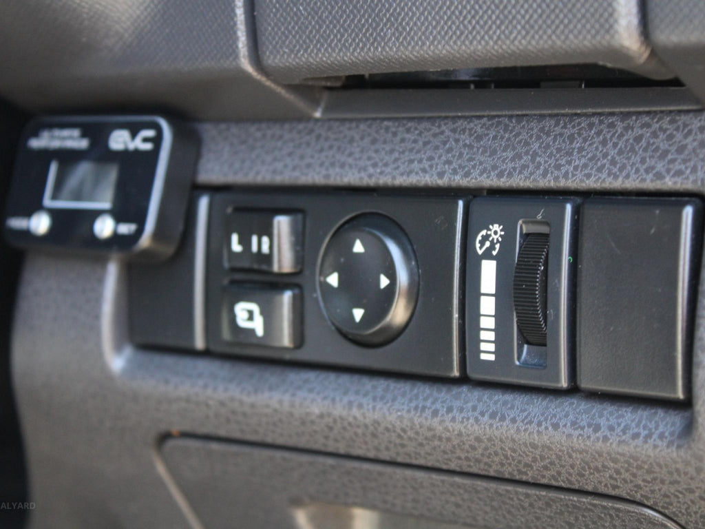 ISUZU D-MAX LS-U HI-RIDE (4X2) TF MY15