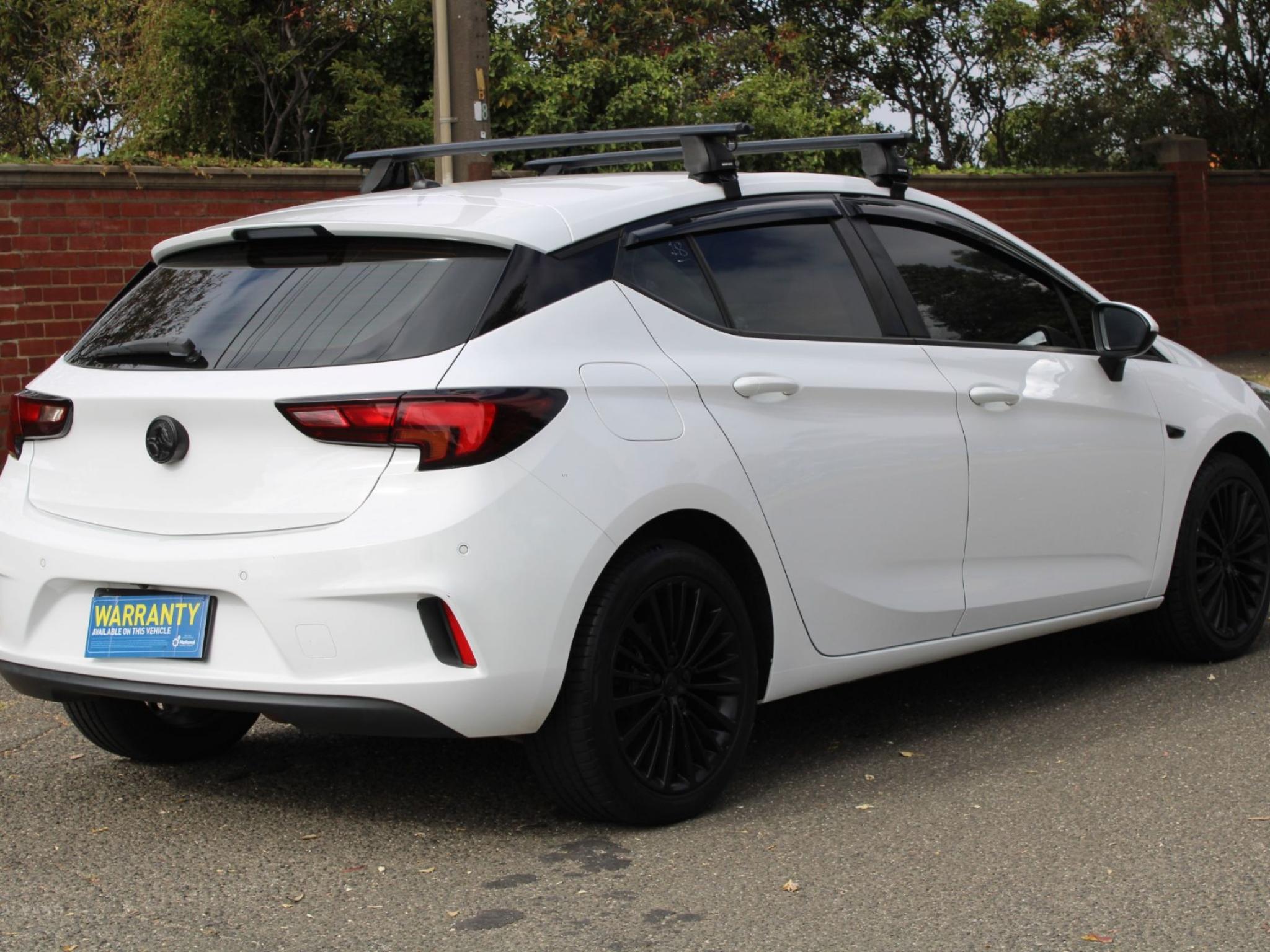 HOLDEN ASTRA R BK MY17