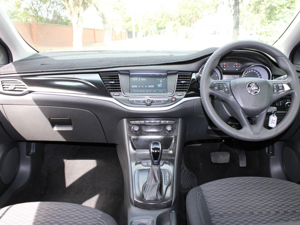 HOLDEN ASTRA R BK MY17