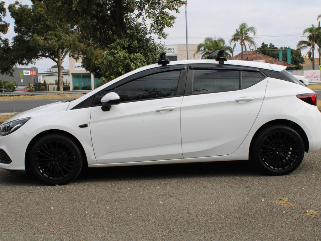 HOLDEN ASTRA R BK MY17