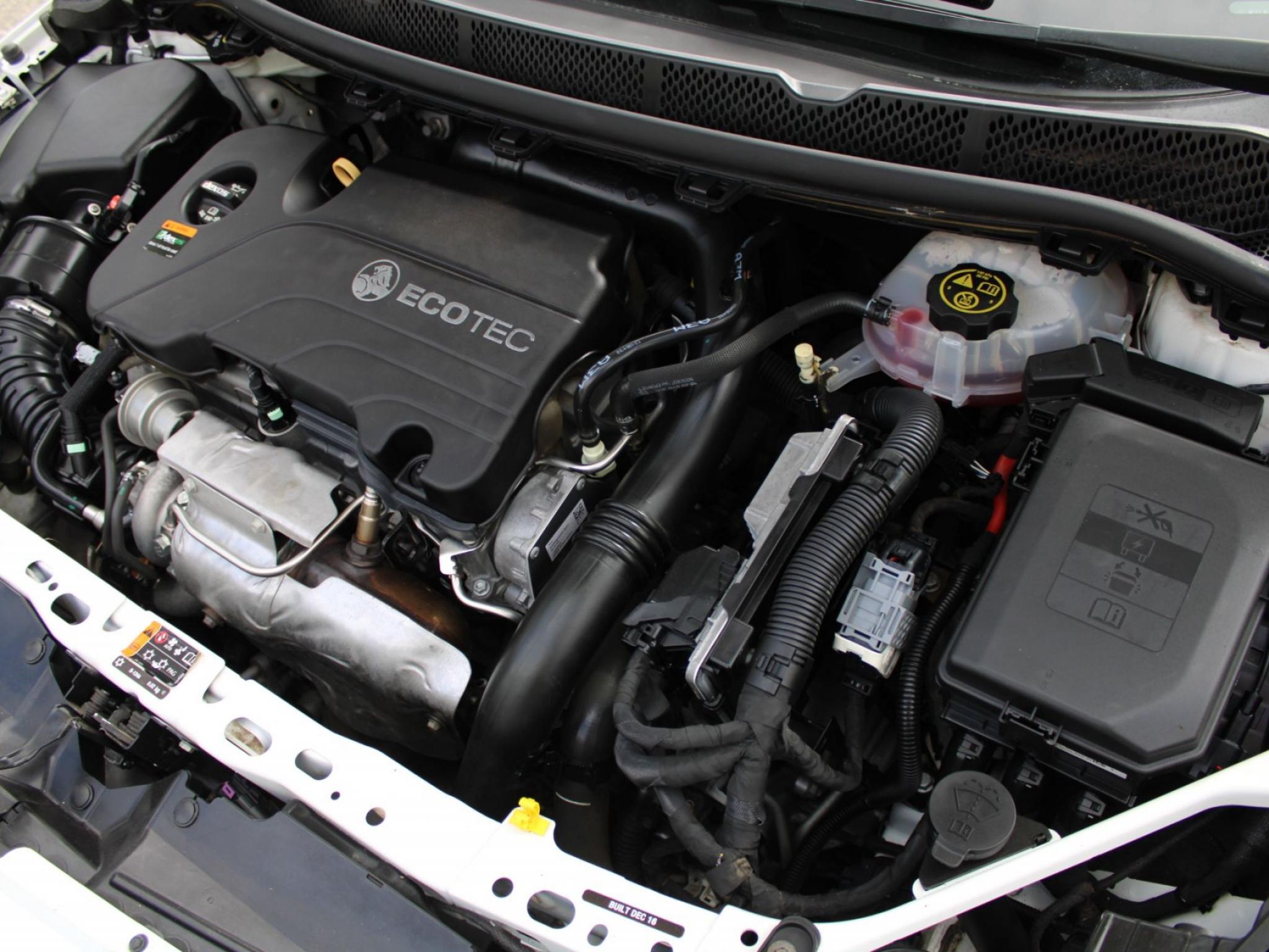 HOLDEN ASTRA R BK MY17