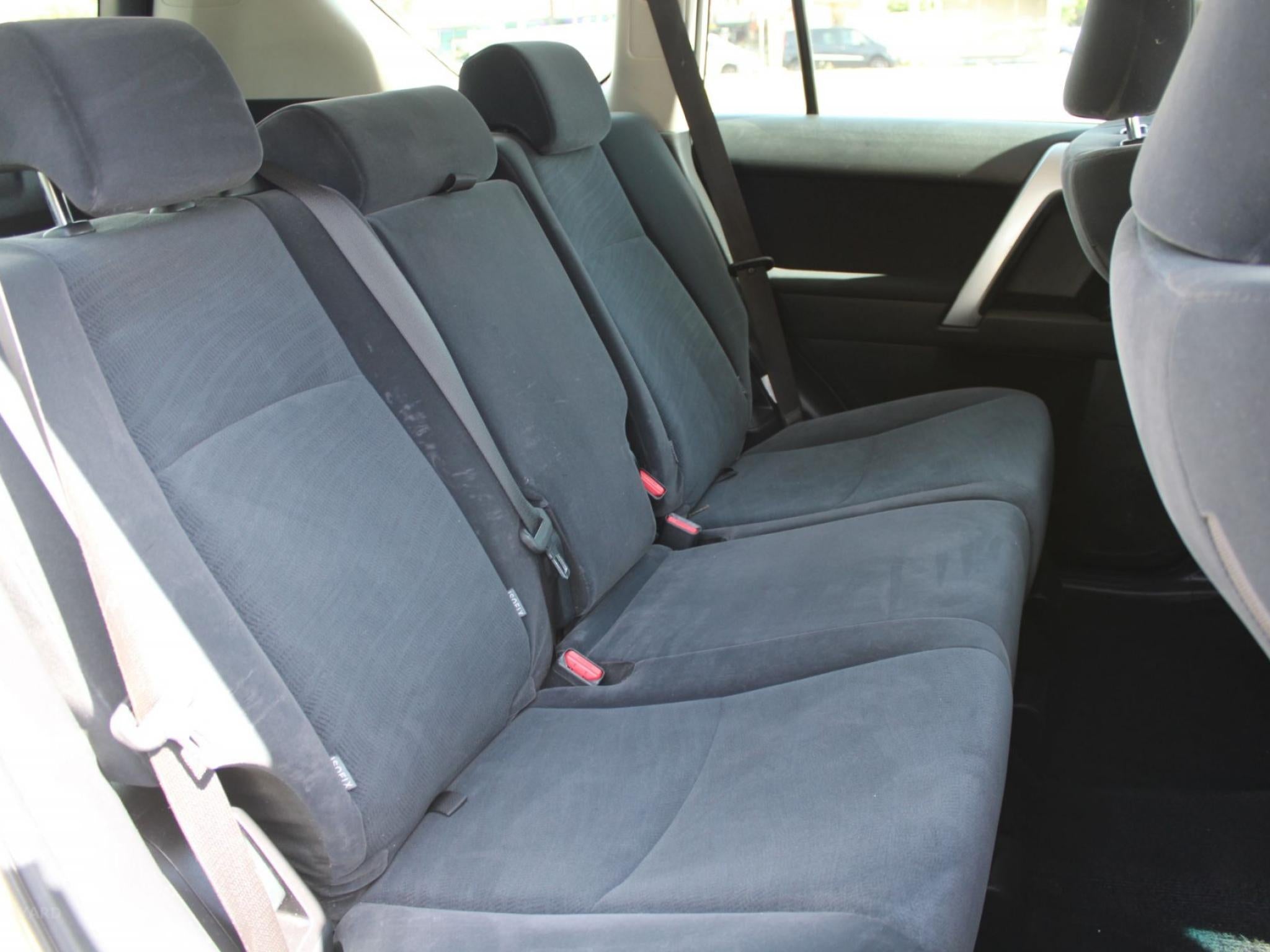 TOYOTA LANDCRUISER PRADO GX GDJ150R