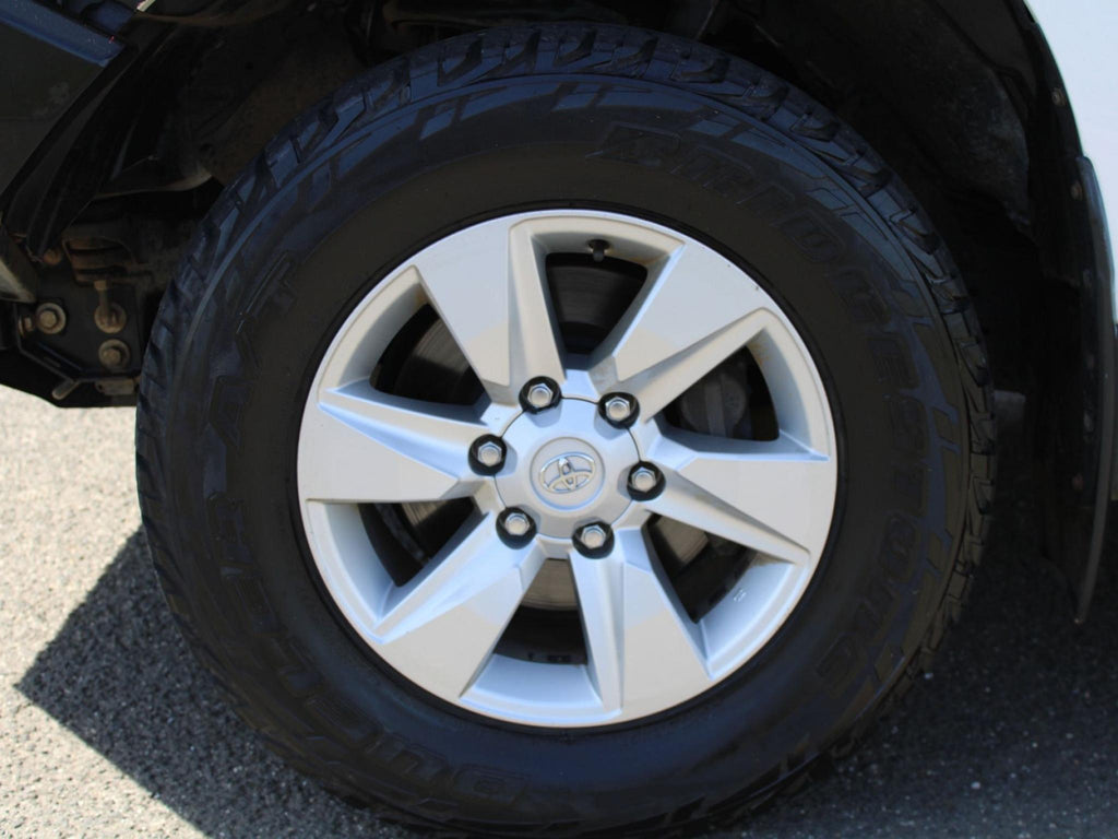 TOYOTA LANDCRUISER PRADO GX GDJ150R