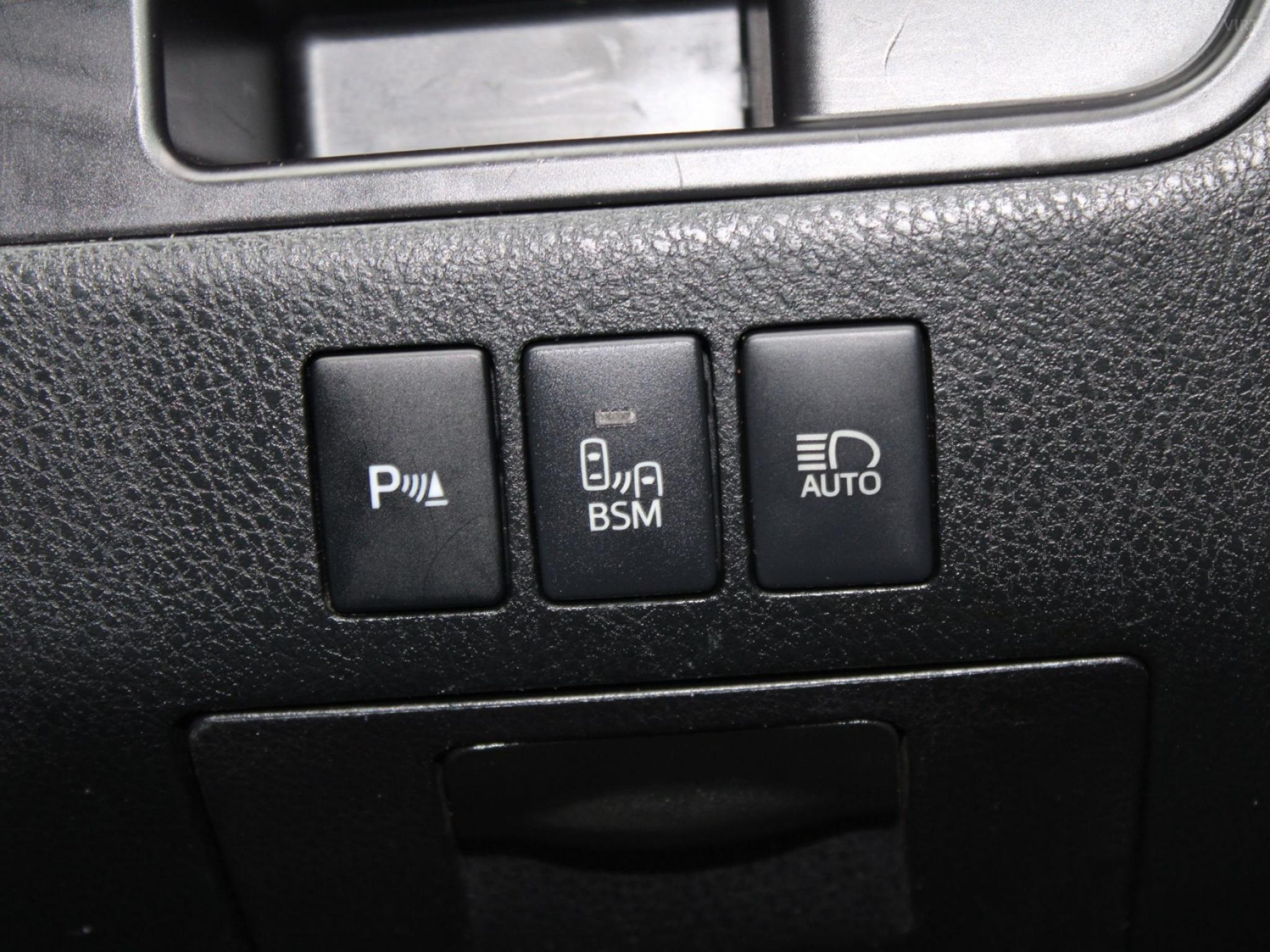 TOYOTA KLUGER GX (4X4) GSU55R