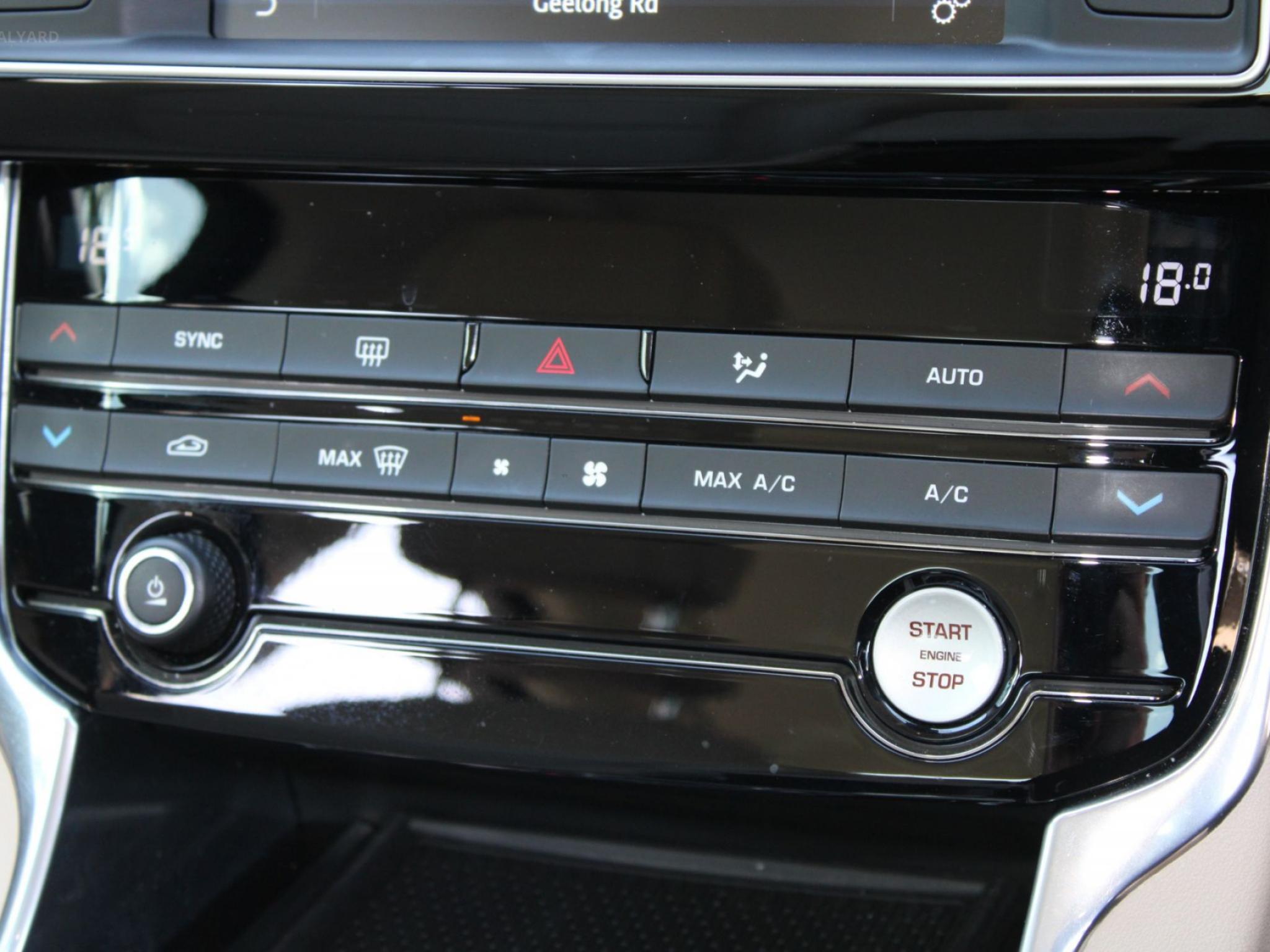 JAGUAR XE 20D R-SPORT MY17